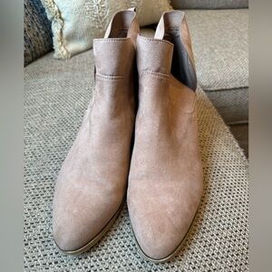 Vintage Beige Faux Suede Ankle Bootie Block Heel Pointed Toe Women's